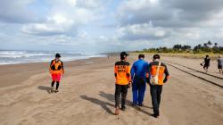 Tim SAR Gabungan Lanjutkan Pencarian 1 Wisatawan Hilang di Pantai Barat Pangandaran