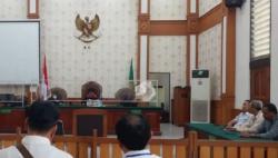 Praperadilan Tersangka Reklamasi Pantai Melasti Ditolak, Sidang Dilanjutkan<