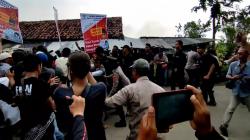 Massa Aliansi Santri Tuntut Panji Gumilang Pimpinan Al Zaytun Ditangkap dan Diadili