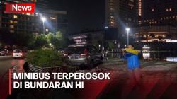 Minibus Terperosok di Bundaran HI, Pengemudi Diduga Mengantuk