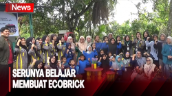 Serunya Anak-Anak di Padang Belajar Membuat Ecobrick