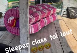 Lucu! Bos PO Sumber Alam Naik Sleeper Class Jalur Laut, Lengkap dengan Kasur Kapuk