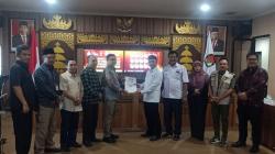 DPW Partai Perindo Lampung Serahkan Berkas Perbaikan Bacaleg ke KPU