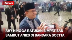  Anies Baswedan Diserbu Simpatisan saat Tiba di Bandara Soetta Usai Ibadah Haji
