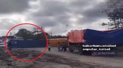 Kecelakaan Hari Ini di Tanah Bumbu, Truk Peti Kemas Terguling Sebabkan Kemacetan<