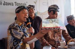 Wali Kota Pariaman Boyong Seluruh Camat dan Kades Ketemu Ganjar Berguru soal Desa Wisata