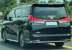 Lucu! Lexus LM Logo Daihatsu, Netizen: Becandanya Orang Kaya Kurang Ajar