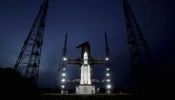 India Luncurkan Pesawat Luar Angkasa Chandrayaan-3 ke Bulan