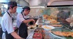 Intip Perjalanan Restoran Padang Sederhana dari Gerobak Jadi Makanan di Mal, Punya Cabang di Luar Negeri