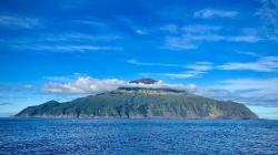 5 Pulau Terpencil di Dunia yang Sulit Dikunjungi Turis, Nomor 2 Paling Jauh