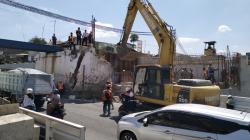  Konstruksi Tembok Viaduk Gilingan Retak Parah, Gibran: Kalau Bisa Jangan Ditutup<