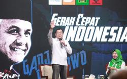 Hary Tanoe Berikan Arahan Strategi Menangkan Ganjar Pranowo<