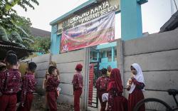 Akses Masuk Sekolah di Tangsel Ditutup Tembok Beton