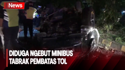  Diduga Ngebut! Minibus Tabrak Beton Pembatas Tol Plumpang 3 Orang Tewas