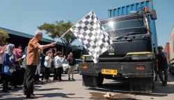Lepas Ekspor 400 Ton Benang ke Brasil dan India, Ganjar: Pabrik-pabrik Mulai Hidup Kembali <
