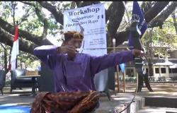 Uniknya Permainan Jemparingan Mataraman, Wajib Berpakaian Jawa dengan Duduk Bersila<