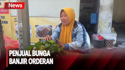 Tradisi Suro Jadi Berkah Penjual Bunga di Bojonegoro