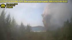 Gunung Anak Krakatau Erupsi 3 Kali Kamis Pagi, Kolom Abu Tertinggi Capai 2 Km