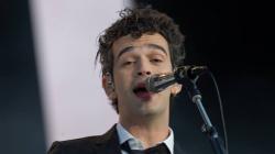 Deretan Aksi Panggung Kontroversial Matty Healy The 1975, Cium Satpam hingga Kena Boikot di Malaysia
