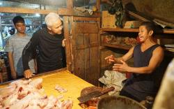 Ganjar dan Gibran Blusukan Temui Pedagang Pasar Citeureup Bogor