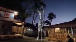 Kampung Alien Pertama di Indonesia, Pengunjung Bisa Lihat Makhluk Besi Setinggi 6 Meter