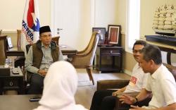 TGB Temui Relawan Jokowi yang Kini Mendukung Bacapres Ganjar Pranowo<
