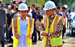 Presiden Jokowi Puji Ganjar Pranowo saat Tinjau Infrastruktur Jawa Tengah<