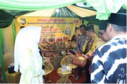 Meriahkan MTQ Kalsel, Pemkab Hulu Sungai Utara Pamerkan Produk Unggulan<