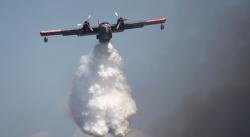 Tragis, Pesawat Pemadam Kebakaran Yunani Tabrak Bukit lalu Meledak saat Tugas