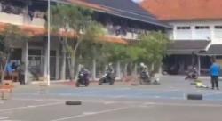 Viral Sekolah di Majalengka Sediakan Ekskul Balap Motor, Netizen: Bagus daripada Balapan Liar<