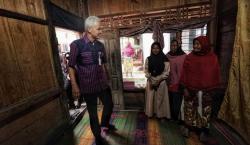 Ganjar Turun ke Desa di Banjarnegara, Pastikan Program Pengentasan Kemiskinan Ekstrem Berjalan 