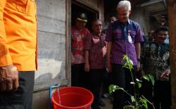 Ganjar Pranowo Wujudkan Kemudahan Akses Air Bersih Warga Desa Plumbungan Banjarnegara