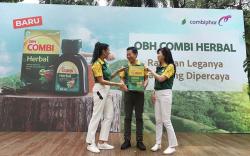 Obat Batuk Berdahak Dilengkapi Herbal dan Madu 