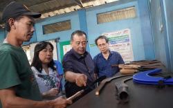 UMKM Pande Besi Banyumas Dikenalkan ke Produsen Alat Kesehatan di Sukabumi