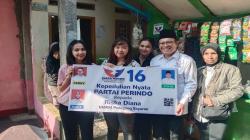 Dapat Bantuan Modal Usaha dari Partai Perindo, Pedagang Bandung: Gak Nyangka Banget!<
