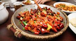 Keseringan Makan Pedas, Ternyata Ini Dampak yang Terjadi pada Lambung!