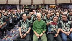 Ganjar Pranowo Bertemu Ratusan Purnawirawan TNI-Polri di Ancol<