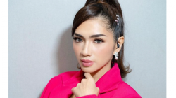 Intip Potret Cantik Angel Karamoy dengan Outfit Pink, Netizen Terpesona: Barbie Hidup!