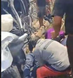 Kecelakaan Mobil Angkut Pelajar SMP Tertabrak Kereta Api di Lamsel, 4 Luka-Luka