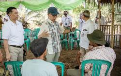 OJK Dukung Peningkatan Kesejahteraan Petani Sawit