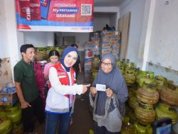 Tinjau Langsung Penyaluran LPG 3 Kg, Dirut Pertamina: Jangan Panic Buying 