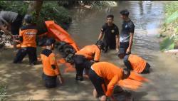 8 Penambang Emas Masih Terjebak, Tim SAR Gabungan Bendung Aliran Sungai Tajur