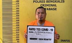 Tersangka Korupsi Dana Hibah, Eks Ketua KPU Bengkalis Langsung Ditahan