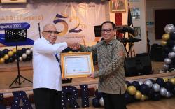 HUT ke-52, ASABRI Terima Sertifikat Penetapan Program Kepatuhan Persaingan Usaha