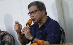 Ekspresi Rocky Gerung Minta Maaf Bikin Gaduh soal Dugaan Menghina Presiden Jokowi