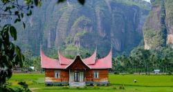 10 Tempat Wisata di Payakumbuh: Menyelami Keindahan Lembah Harau yang Mirip Yosemite di Amerika<