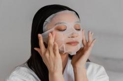 Mantan Apoteker Ini Jadi Miliarder Berkat Jualan Masker Wajah, Kekayaannya Tembus Rp42 Triliun