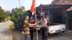 Polisi RW dan Kelurahan di Blora Razia Rumah Warga yang Belum Pasang Bendera Merah Putih