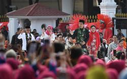 Peragaan Busana Istana Berkebaya