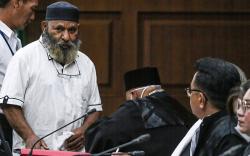 Lukas Enembe: Saya Lebih Banyak Berobat daripada Main Judi di Singapura
